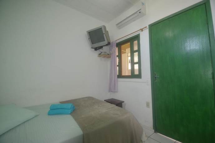 Imagen de la habitación del Hotel OYO Pousada Brisa de Saquarema. Foto 10
