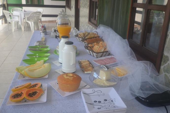 Imagen del bar/restaurante del Hotel OYO Pousada Brisa de Saquarema. Foto 6