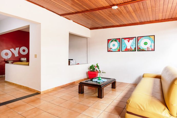 Imagen de los interiores del Hotel OYO Pousada Tia L&eacute;o Campinas, Bar&atilde;o Geraldo. Foto 18