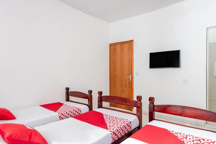 Imagen de la habitación del Hotel OYO Pousada Tia L&eacute;o Campinas, Bar&atilde;o Geraldo. Foto 14