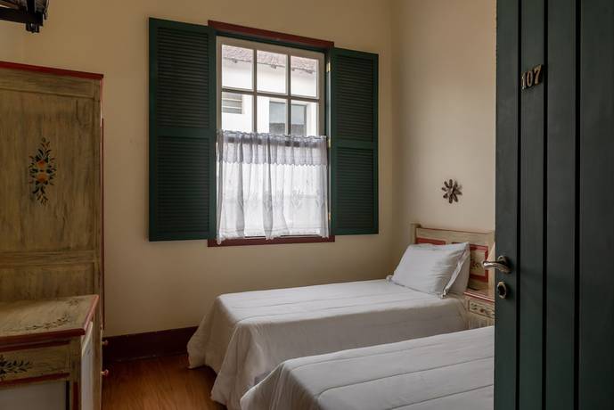 Imagen de la habitación del Hotel OYO Pousada do Duque. Foto 15