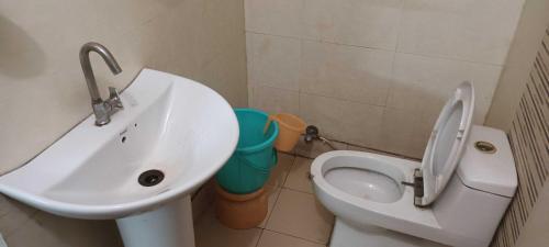 Imagen general del Hotel OYO RK. Foto 4