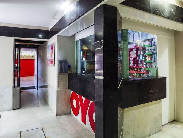 Imagen de los interiores del Hotel OYO SR92. Foto 18