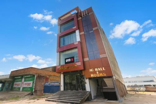 Imagen general del Hotel OYO S.S tower. Foto 12