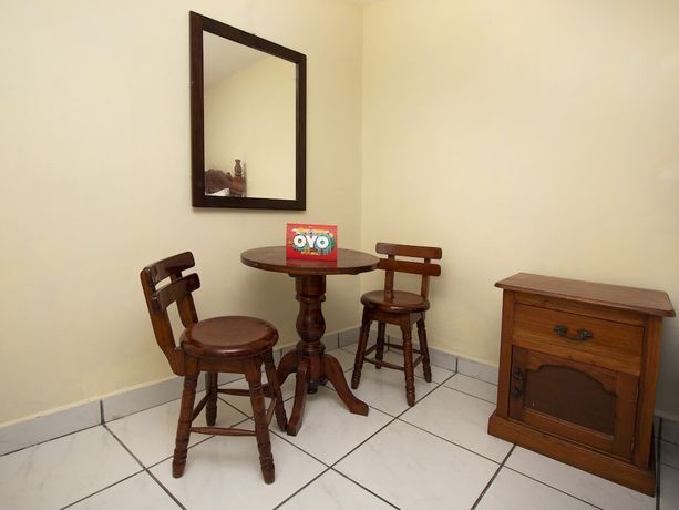 Imagen de la habitación del Hotel OYO San Carlos. Foto 8