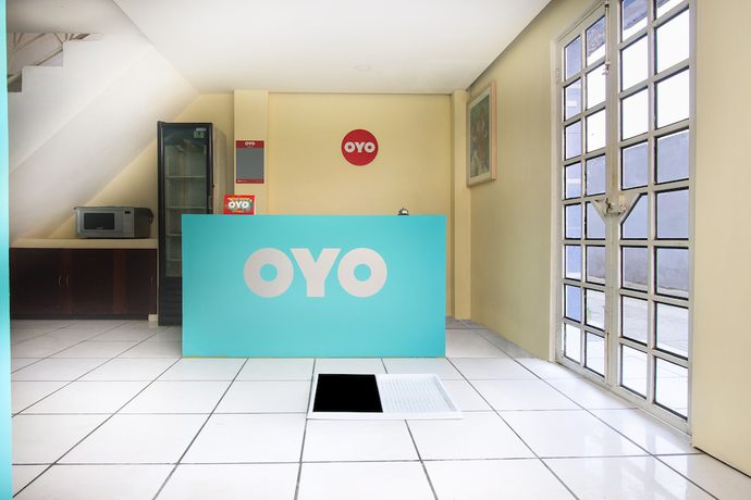 Imagen de los interiores del Hotel OYO San Carlos. Foto 19