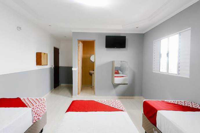 Imagen de la habitación del Hotel OYO San Remo, São Paulo. Foto 10