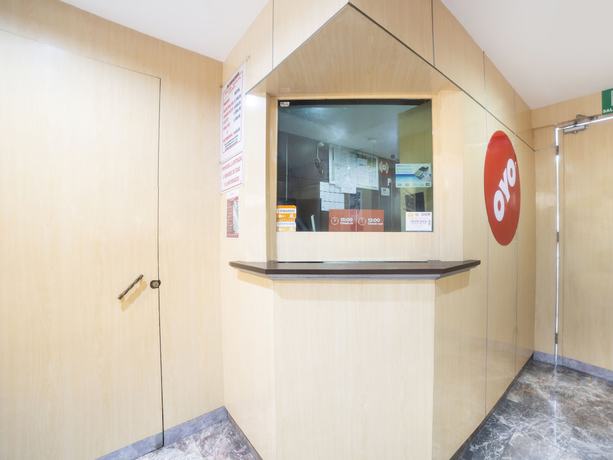 Imagen de los interiores del Hotel OYO Santa María. Foto 19