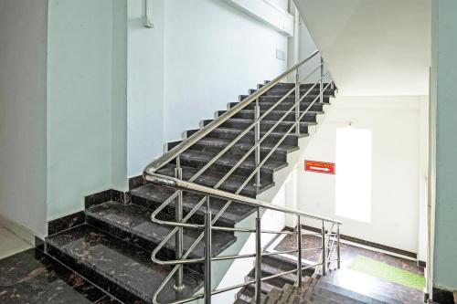 Imagen general del Hotel OYO Shriya\'s Nirvana Inn. Foto 9