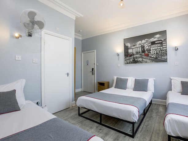 Imagen de la habitación del Hotel OYO Sino. Foto 17