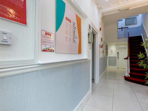 Imagen de los interiores del Hotel OYO Sino. Foto 14