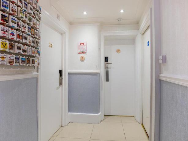 Imagen de los interiores del Hotel OYO Sino. Foto 15