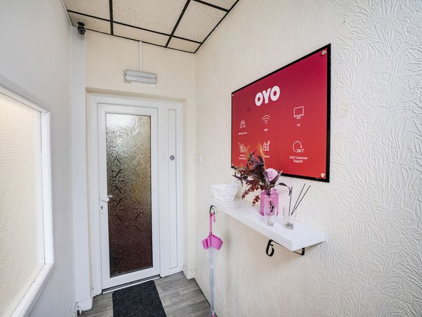 Imagen de los interiores del Hotel OYO St Kildas, Blackpool Central. Foto 18