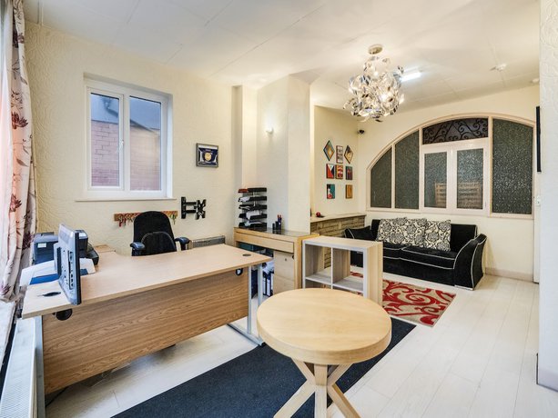 Imagen de los interiores del Hotel OYO St Kildas, Blackpool Central. Foto 19