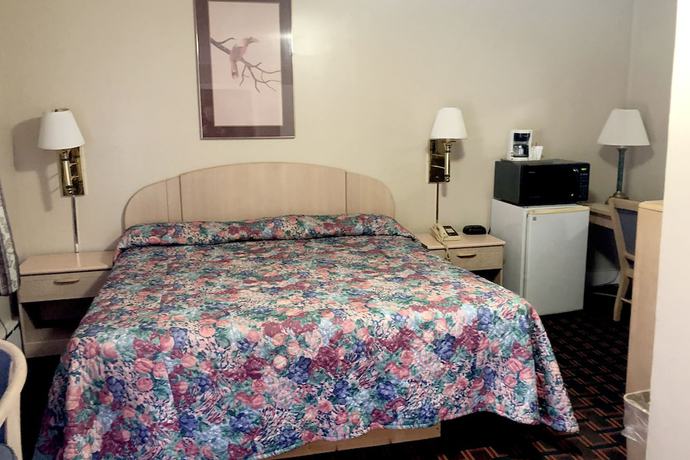 Imagen de la habitación del Hotel OYO Starlite Seneca Falls. Foto 3
