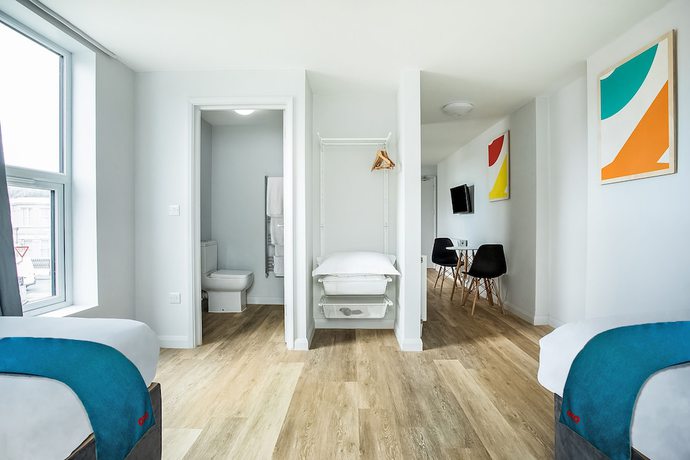 Imagen de la habitación del Hotel OYO Studiotel GY - Modern Apartments. Foto 12