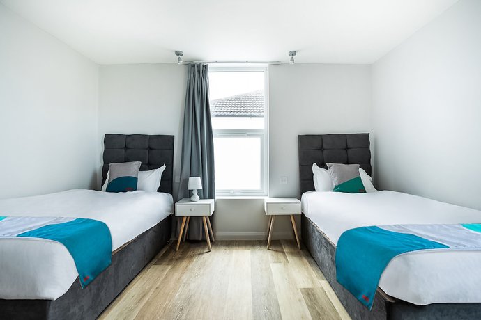 Imagen de la habitación del Hotel OYO Studiotel GY - Modern Apartments. Foto 14