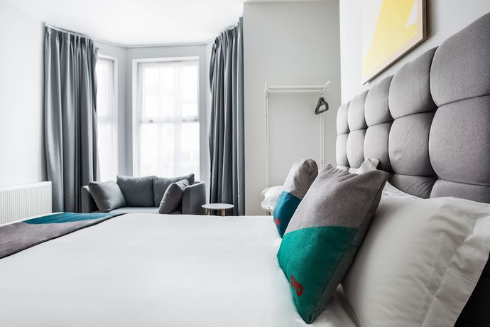 Imagen de la habitación del Hotel OYO Studiotel GY - Modern Apartments. Foto 17