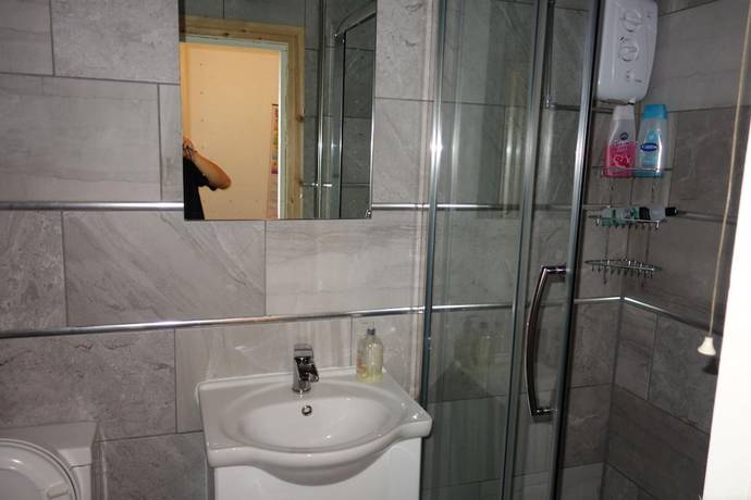 Imagen de la habitación del Hotel OYO Swan Inn, Heathrow Airport. Foto 7