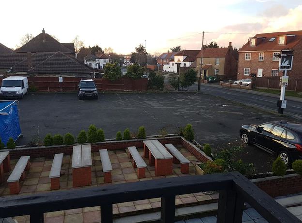 Imagen general del Hotel OYO Swan Inn, Heathrow Airport. Foto 1