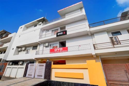Imagen general del Hotel OYO Sweet dreams residency. Foto 1