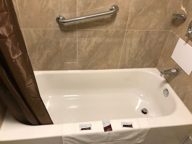 Imagen de la habitación del Hotel OYO Tallahassee Downtown. Foto 10