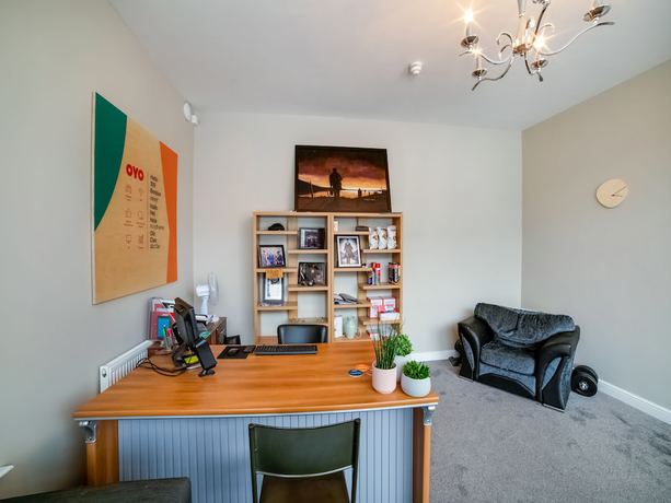 Imagen de los interiores del Hotel OYO Tequila and Dunlin Rooms Southport Central. Foto 20