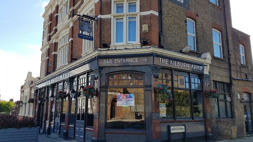 Imagen general del Hotel OYO The Kilburn Arms. Foto 1