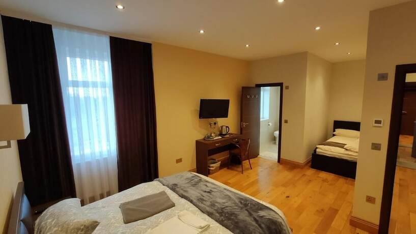 Imagen general del Hotel OYO The Kilburn Arms. Foto 6