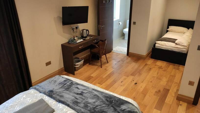 Imagen general del Hotel OYO The Kilburn Arms. Foto 9