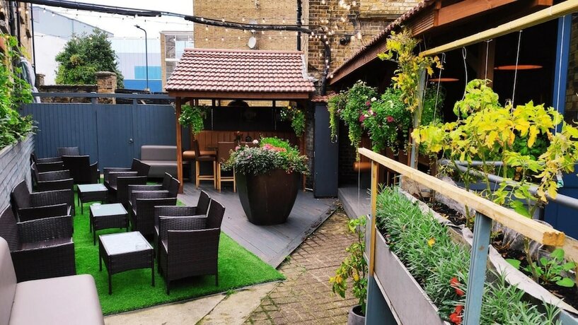 Imagen general del Hotel OYO The Kilburn Arms. Foto 13