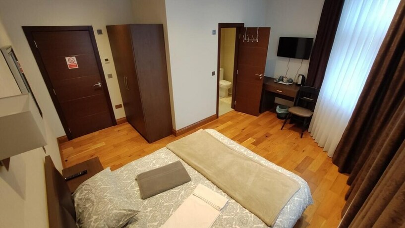 Imagen general del Hotel OYO The Kilburn Arms. Foto 14