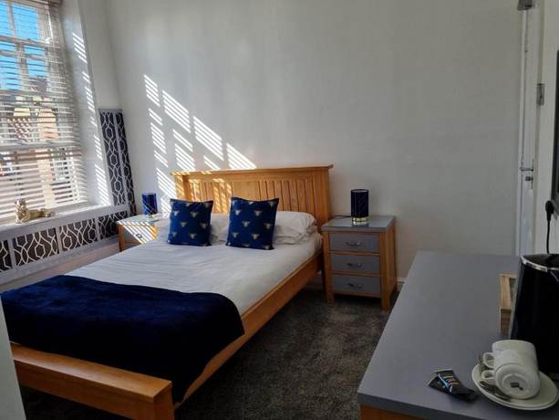 Imagen de la habitación del Hotel OYO The Leven. Foto 9