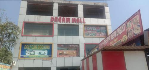 Imagen general del Hotel OYO The Paris. Foto 5