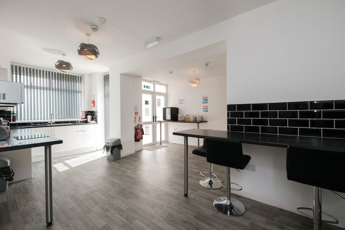 Imagen del bar/restaurante del Hotel OYO The Pickering Park. Foto 2