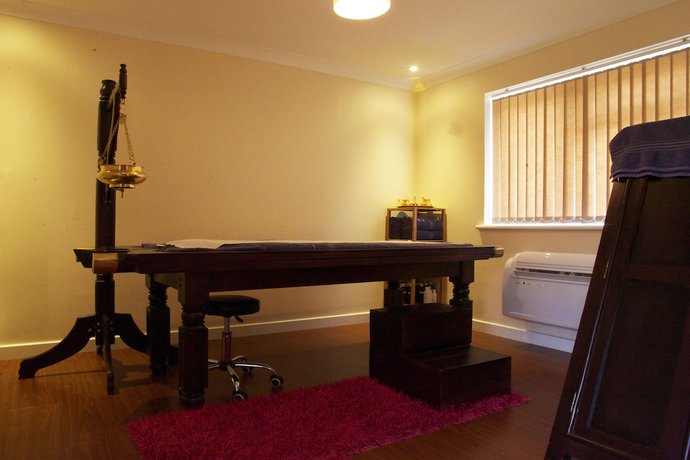 Imagen de los interiores del Hotel OYO The Rivenhall. Foto 17