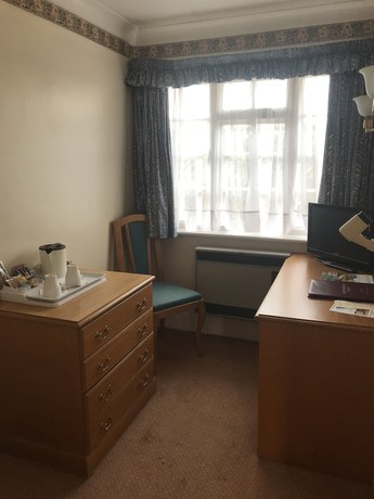 Imagen de la habitación del Hotel OYO The Rivenhall. Foto 9