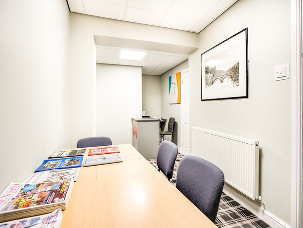 Imagen de los interiores del Hotel OYO The Village Inn, Murton Seaham. Foto 19