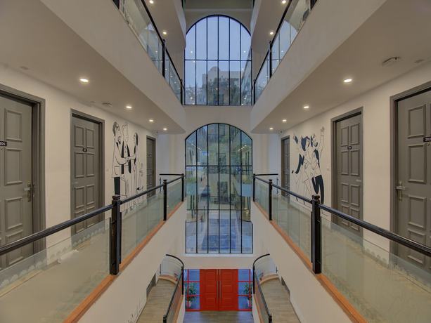 Imagen de los interiores del Hotel OYO Townhouse 150 Sahaj Palace. Foto 13