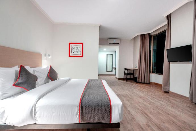 Imagen de la habitación del Hotel OYO Townhouse 2 Hotel Gunung Sahari. Foto 1