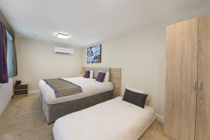 Imagen de la habitación del Hotel OYO Townhouse 30 Sussex. Foto 4