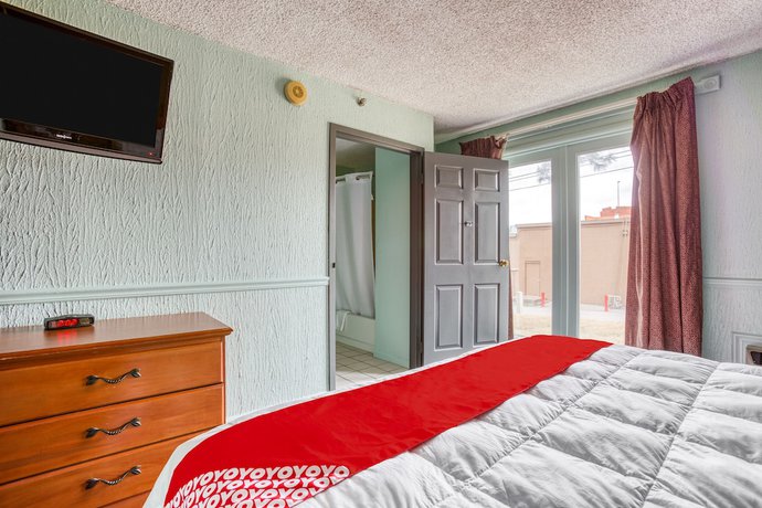 Imagen de la habitación del Hotel OYO Townhouse Tulsa Woodland Hills. Foto 10