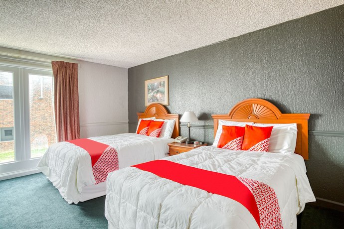Imagen de la habitación del Hotel OYO Townhouse Tulsa Woodland Hills. Foto 13