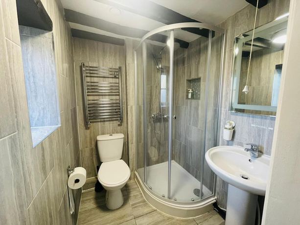 Imagen de la habitación del Hotel OYO Tudor Oaks Lodge Stevenage North. Foto 6