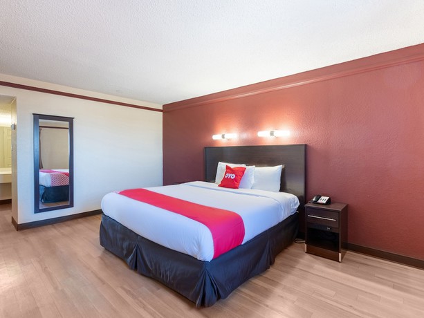 Imagen de la habitación del Hotel OYO Tulsa N Sheridan Rd and Airport. Foto 2
