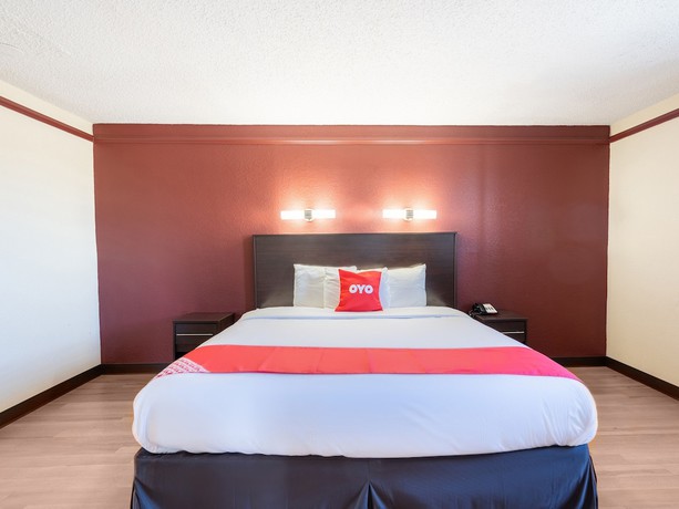 Imagen de la habitación del Hotel OYO Tulsa N Sheridan Rd and Airport. Foto 3