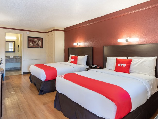 Imagen de la habitación del Hotel OYO Tulsa N Sheridan Rd and Airport. Foto 11
