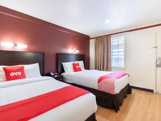 Imagen de la habitación del Hotel OYO Tulsa N Sheridan Rd and Airport. Foto 16