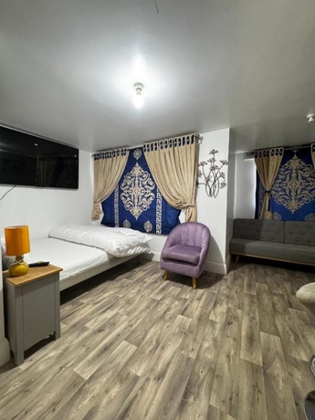 Imagen de la habitación del Hotel OYO Unique Guestroom - Farnworth, Easy Access to Bolton. Foto 3