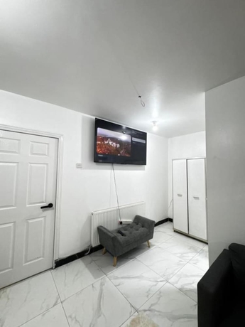 Imagen de la habitación del Hotel OYO Unique Guestroom - Farnworth, Easy Access to Bolton. Foto 12